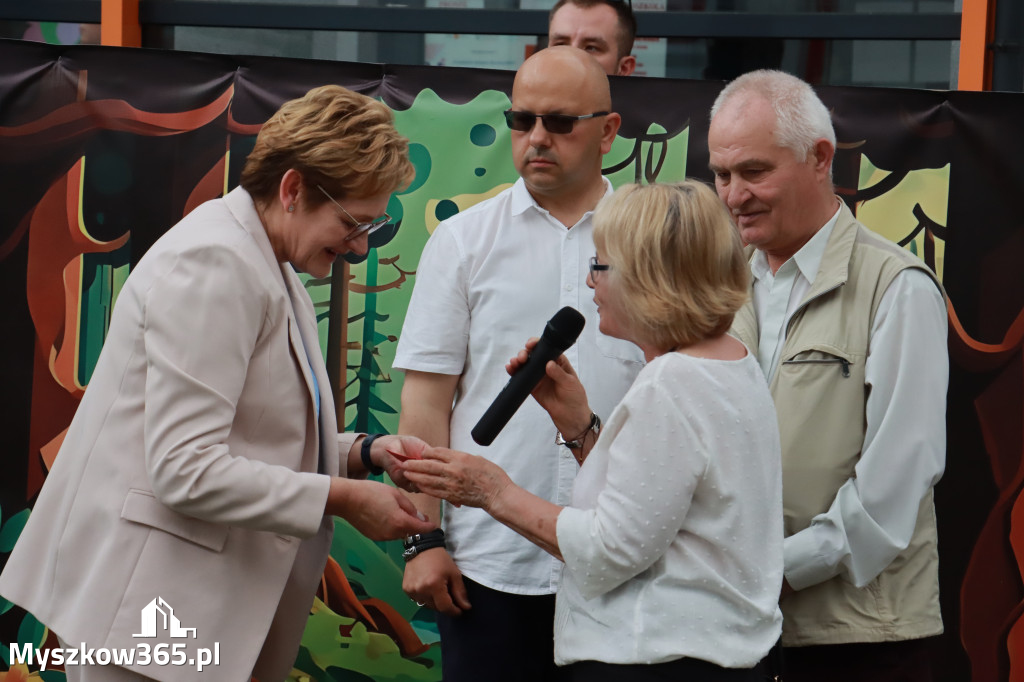Fotorelacja II: Nadanie imienia Przedszkolu w Żarkach Letnisko