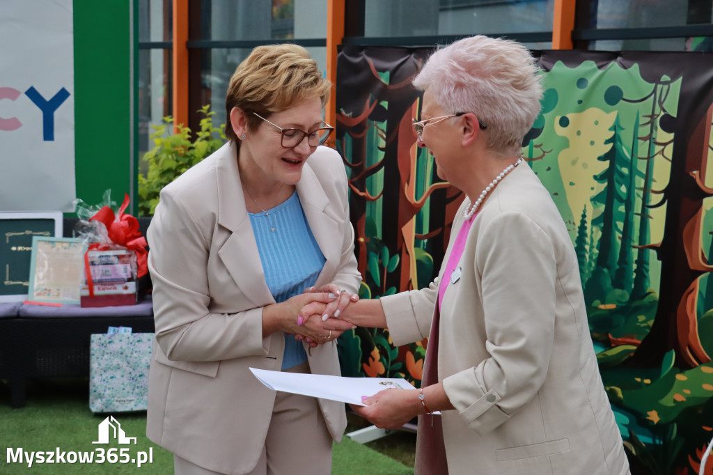 Fotorelacja II: Nadanie imienia Przedszkolu w Żarkach Letnisko