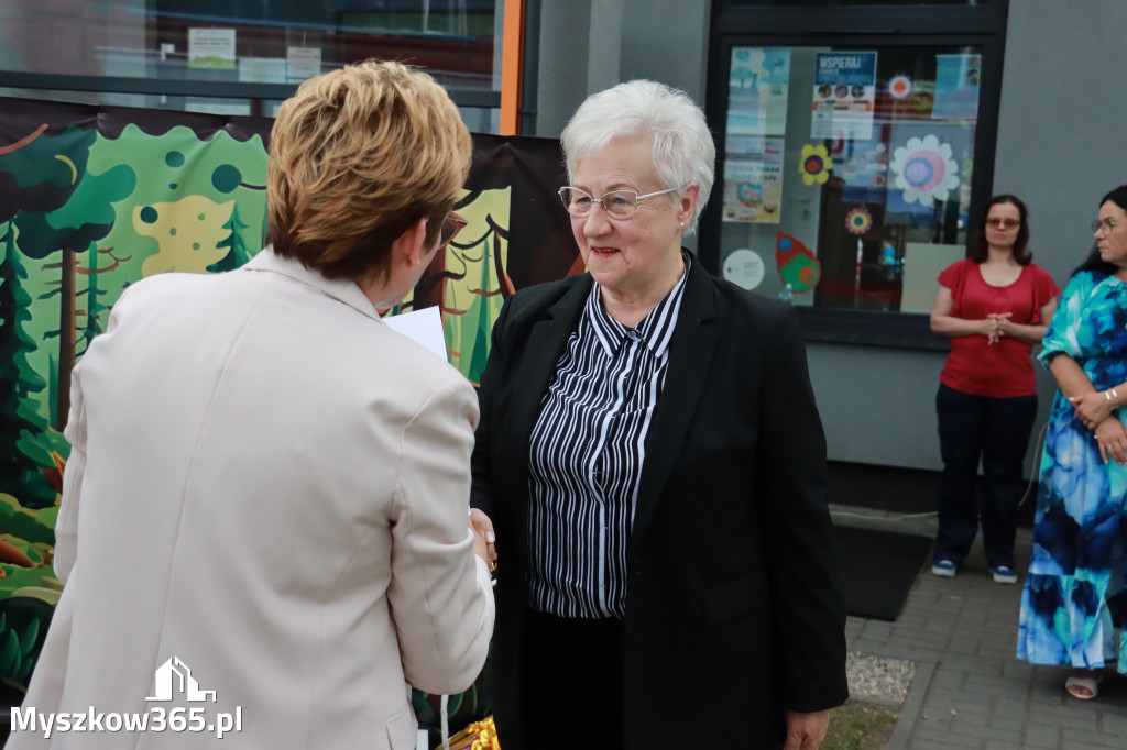 Fotorelacja II: Nadanie imienia Przedszkolu w Żarkach Letnisko