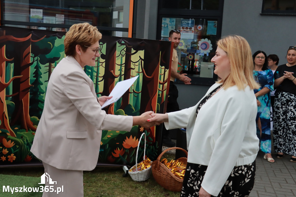 Fotorelacja II: Nadanie imienia Przedszkolu w Żarkach Letnisko