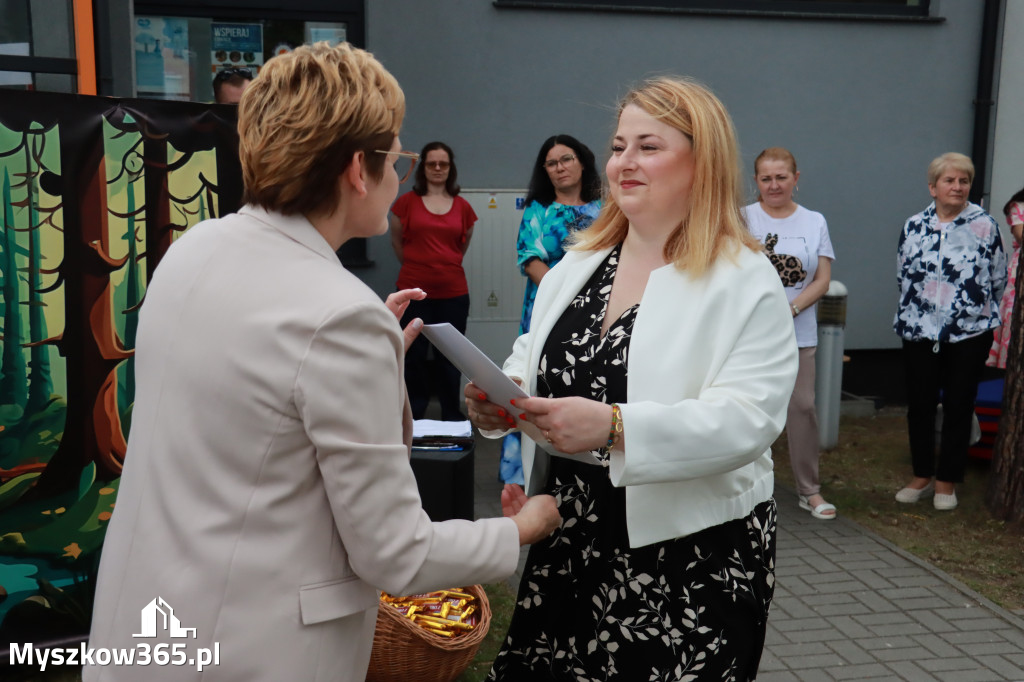 Fotorelacja II: Nadanie imienia Przedszkolu w Żarkach Letnisko