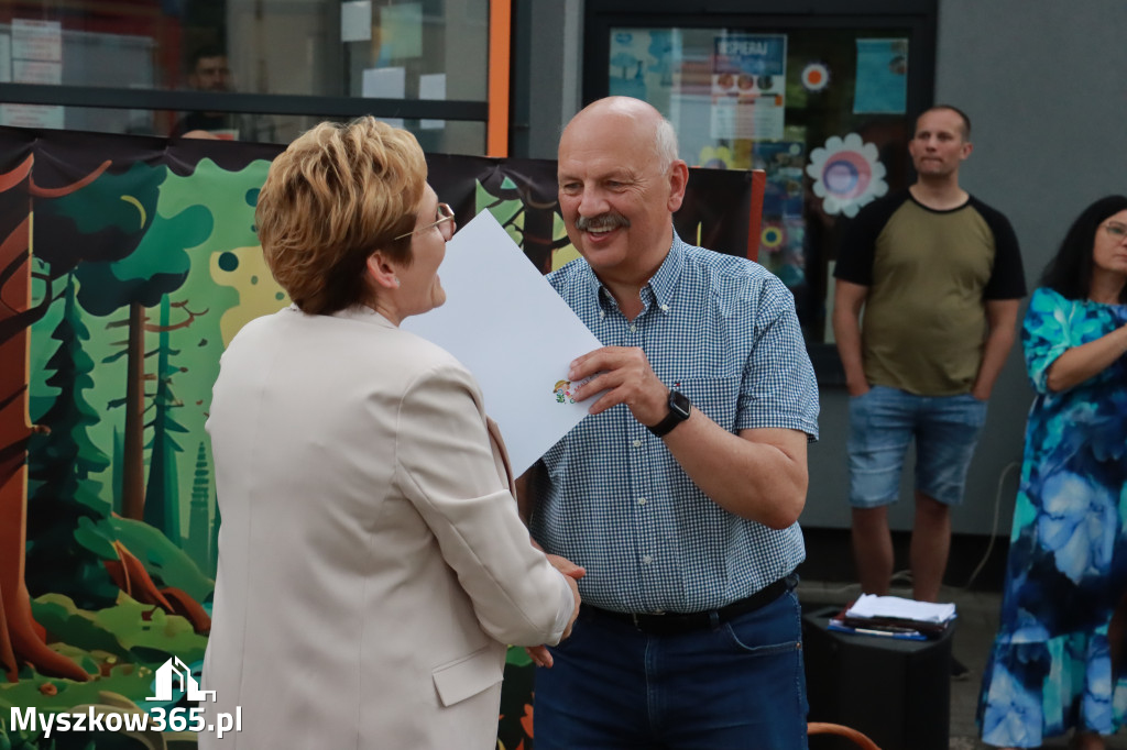 Fotorelacja II: Nadanie imienia Przedszkolu w Żarkach Letnisko