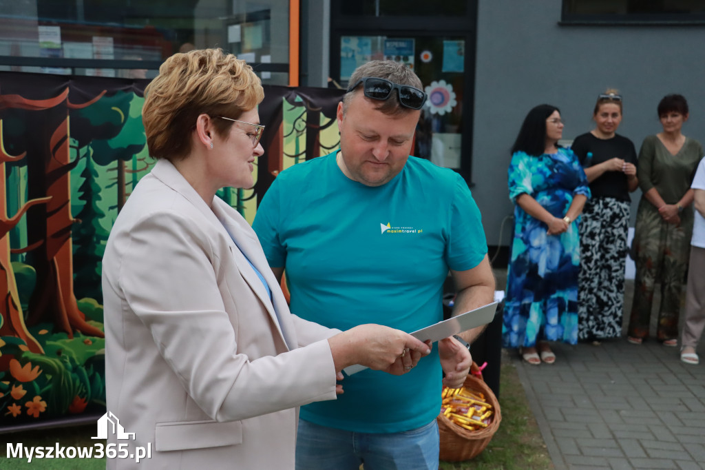 Fotorelacja II: Nadanie imienia Przedszkolu w Żarkach Letnisko