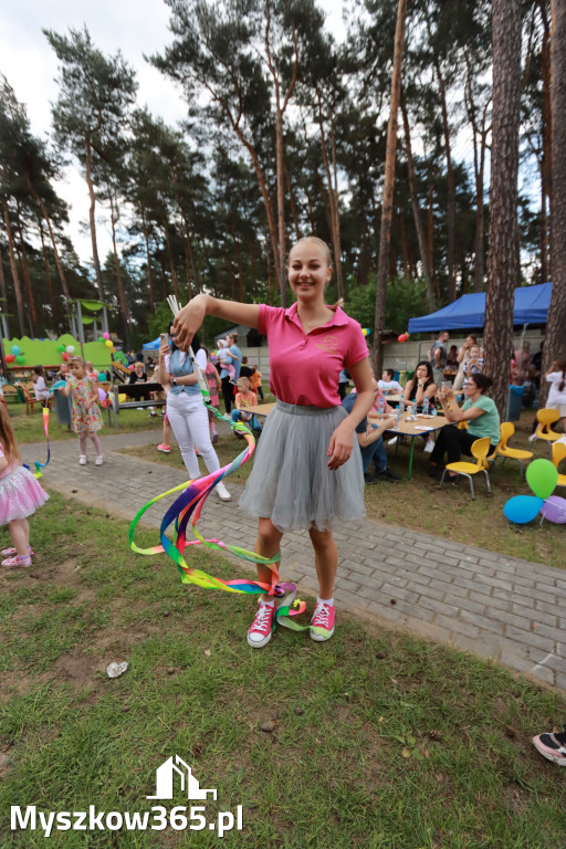 Fotorelacja II: Nadanie imienia Przedszkolu w Żarkach Letnisko