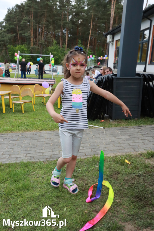 Fotorelacja II: Nadanie imienia Przedszkolu w Żarkach Letnisko