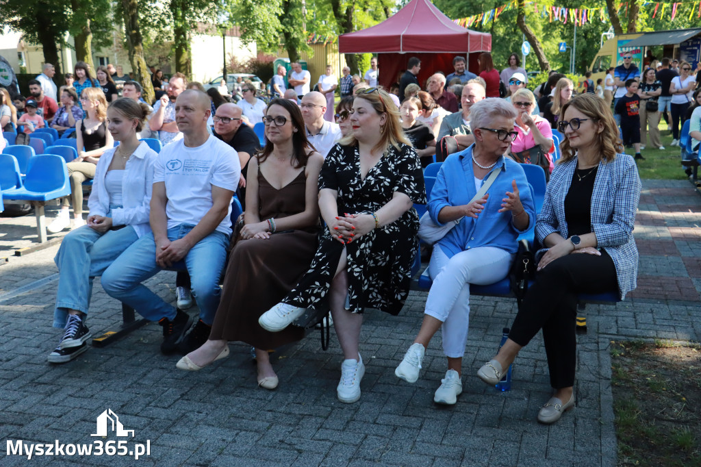 Fotorelacja: Gminny Dzień Dziecka w Poraju