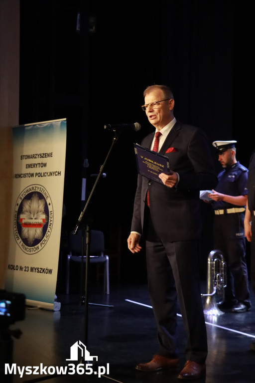 Fotorelacja I: 5 lat Stowarzyszenia Emerytów i Rencistów Policyjnych w Myszkowie