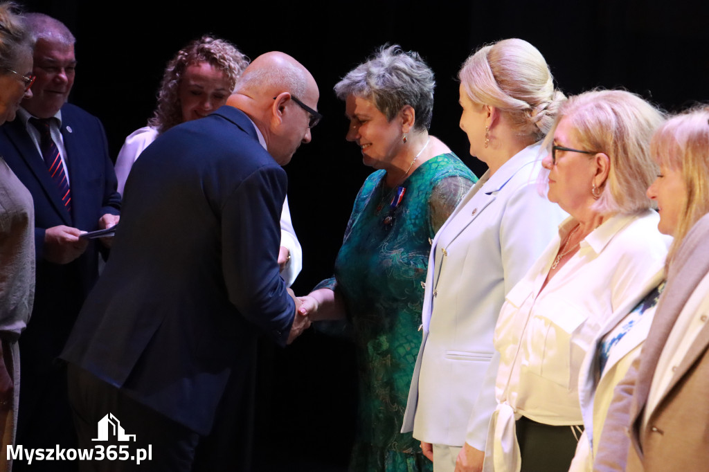 Fotorelacja I: 5 lat Stowarzyszenia Emerytów i Rencistów Policyjnych w Myszkowie