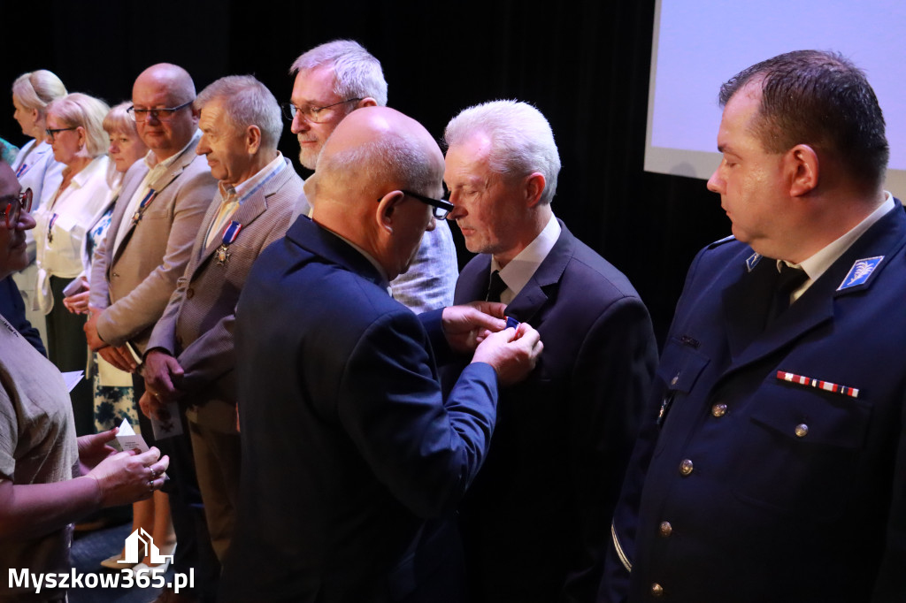 Fotorelacja I: 5 lat Stowarzyszenia Emerytów i Rencistów Policyjnych w Myszkowie