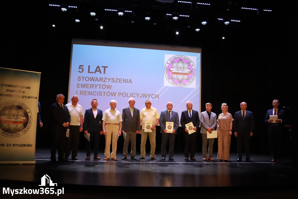 Fotorelacja I: 5 lat Stowarzyszenia Emerytów i Rencistów Policyjnych w Myszkowie