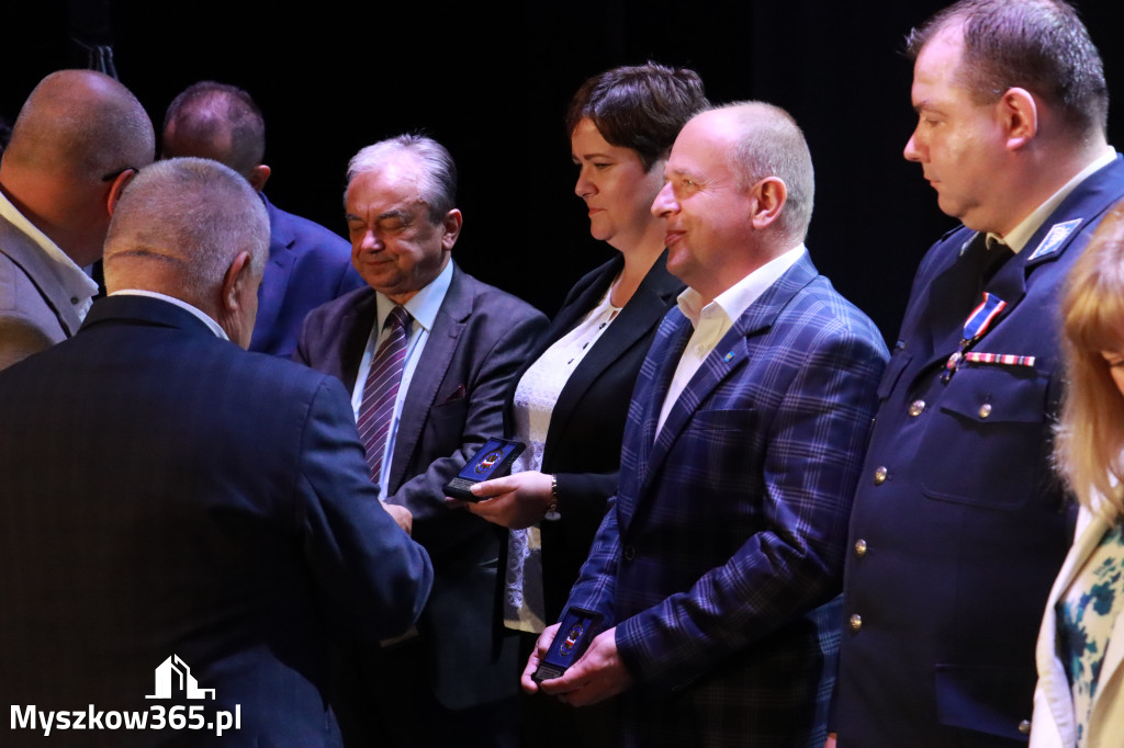 Fotorelacja I: 5 lat Stowarzyszenia Emerytów i Rencistów Policyjnych w Myszkowie