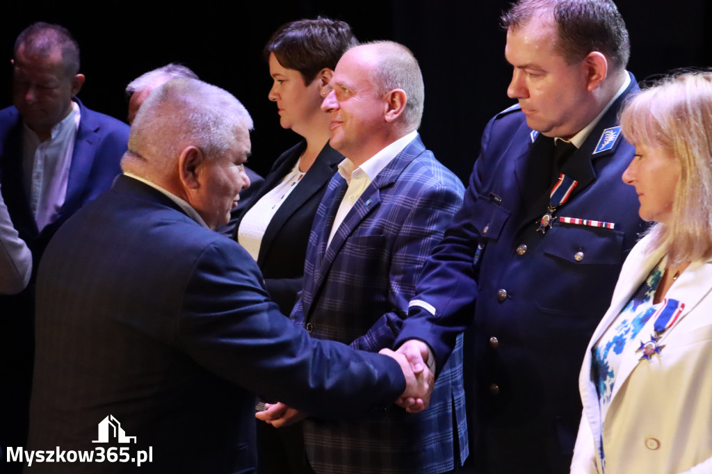 Fotorelacja I: 5 lat Stowarzyszenia Emerytów i Rencistów Policyjnych w Myszkowie