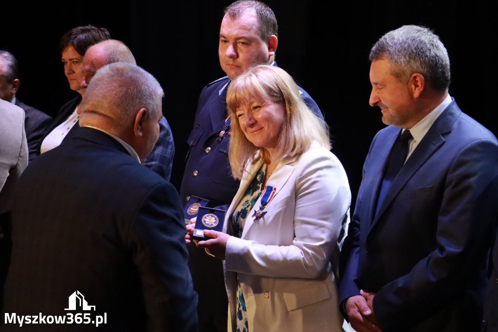 Fotorelacja I: 5 lat Stowarzyszenia Emerytów i Rencistów Policyjnych w Myszkowie