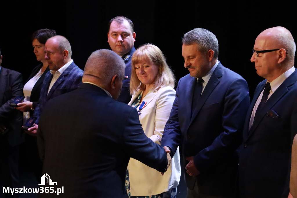 Fotorelacja I: 5 lat Stowarzyszenia Emerytów i Rencistów Policyjnych w Myszkowie