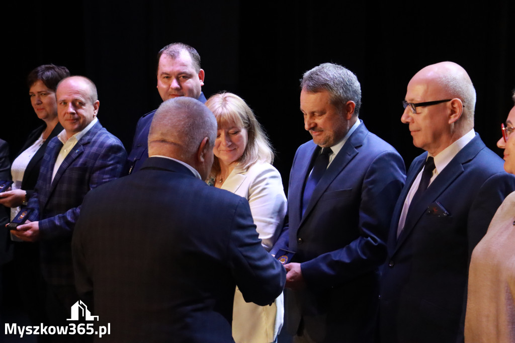 Fotorelacja I: 5 lat Stowarzyszenia Emerytów i Rencistów Policyjnych w Myszkowie