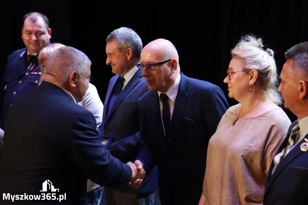Fotorelacja I: 5 lat Stowarzyszenia Emerytów i Rencistów Policyjnych w Myszkowie