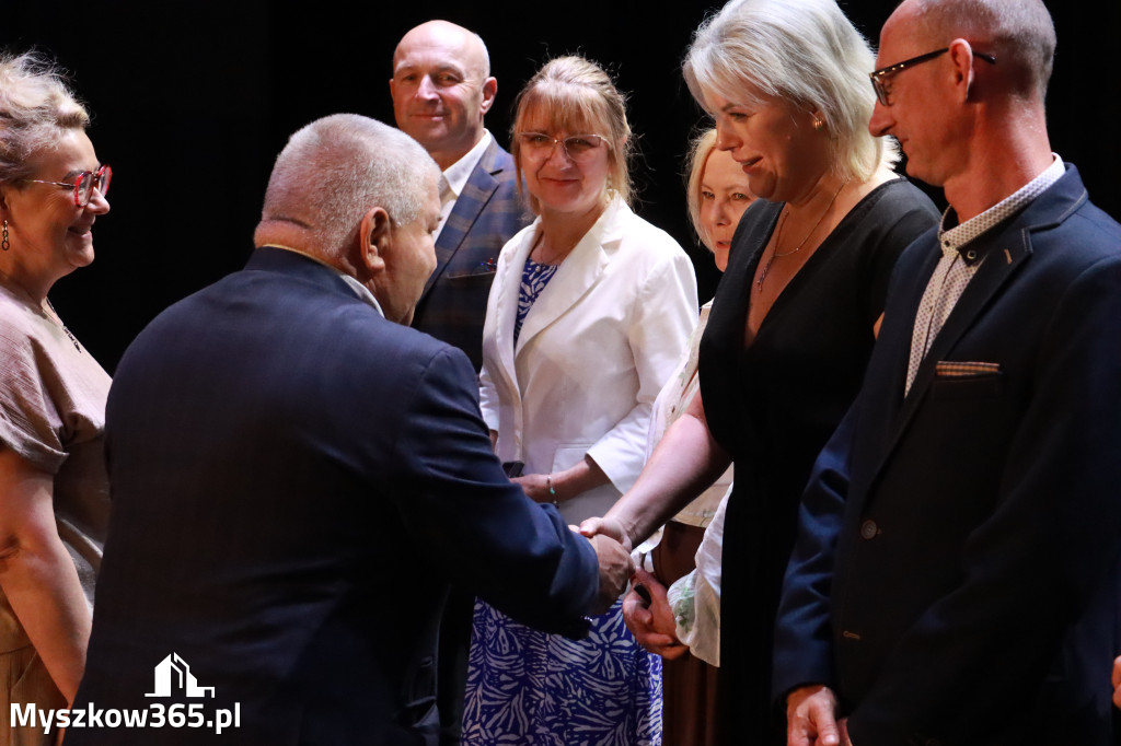 Fotorelacja I: 5 lat Stowarzyszenia Emerytów i Rencistów Policyjnych w Myszkowie