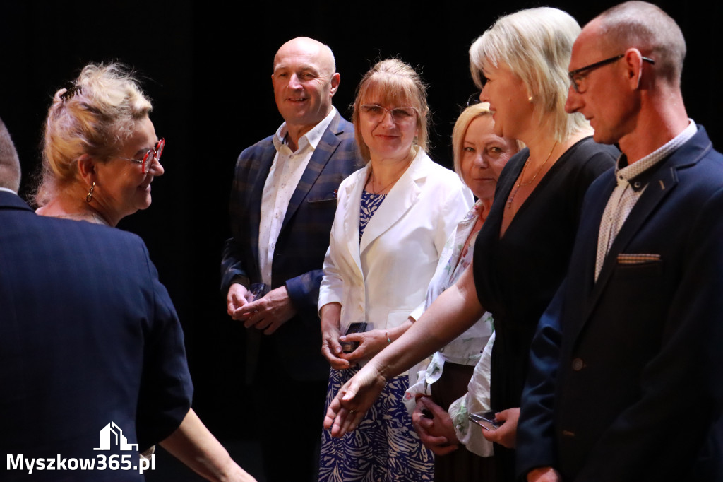 Fotorelacja I: 5 lat Stowarzyszenia Emerytów i Rencistów Policyjnych w Myszkowie