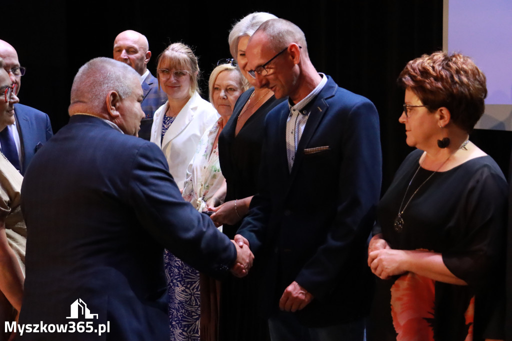 Fotorelacja I: 5 lat Stowarzyszenia Emerytów i Rencistów Policyjnych w Myszkowie