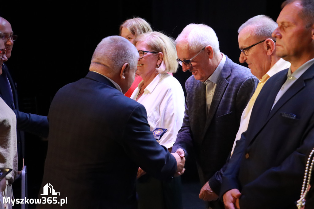 Fotorelacja I: 5 lat Stowarzyszenia Emerytów i Rencistów Policyjnych w Myszkowie