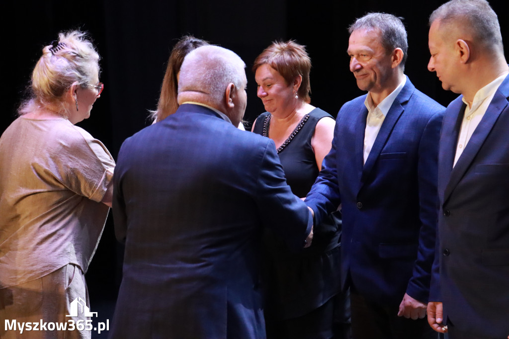 Fotorelacja I: 5 lat Stowarzyszenia Emerytów i Rencistów Policyjnych w Myszkowie