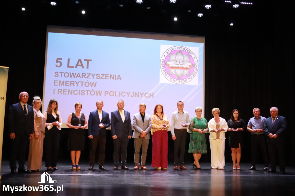 Fotorelacja I: 5 lat Stowarzyszenia Emerytów i Rencistów Policyjnych w Myszkowie