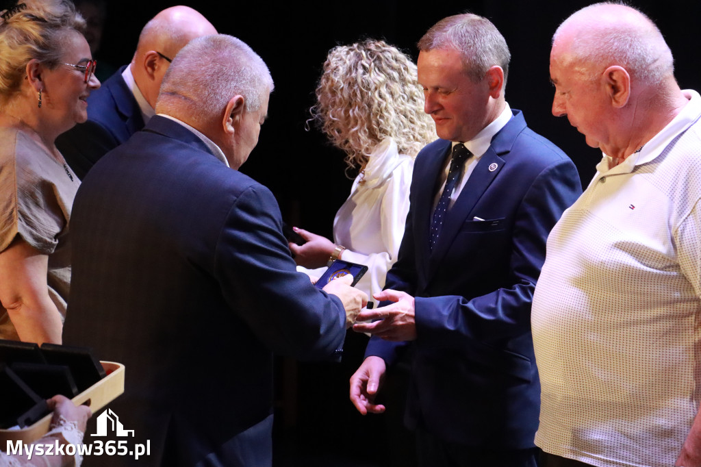 Fotorelacja II: 5 lat Stowarzyszenia Emerytów i Rencistów Policyjnych w Myszkowie