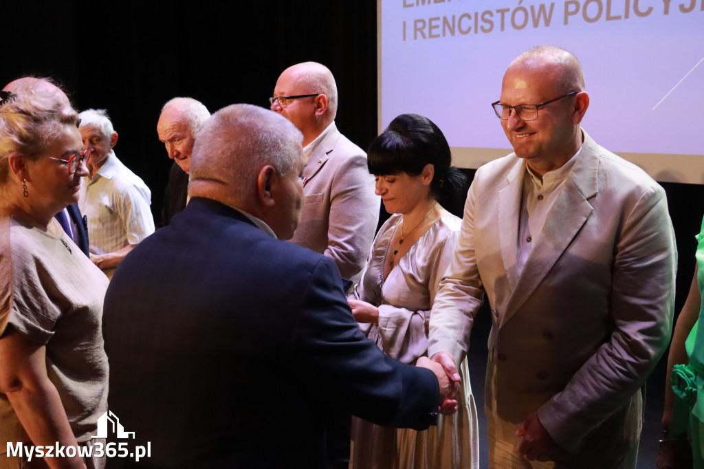 Fotorelacja II: 5 lat Stowarzyszenia Emerytów i Rencistów Policyjnych w Myszkowie