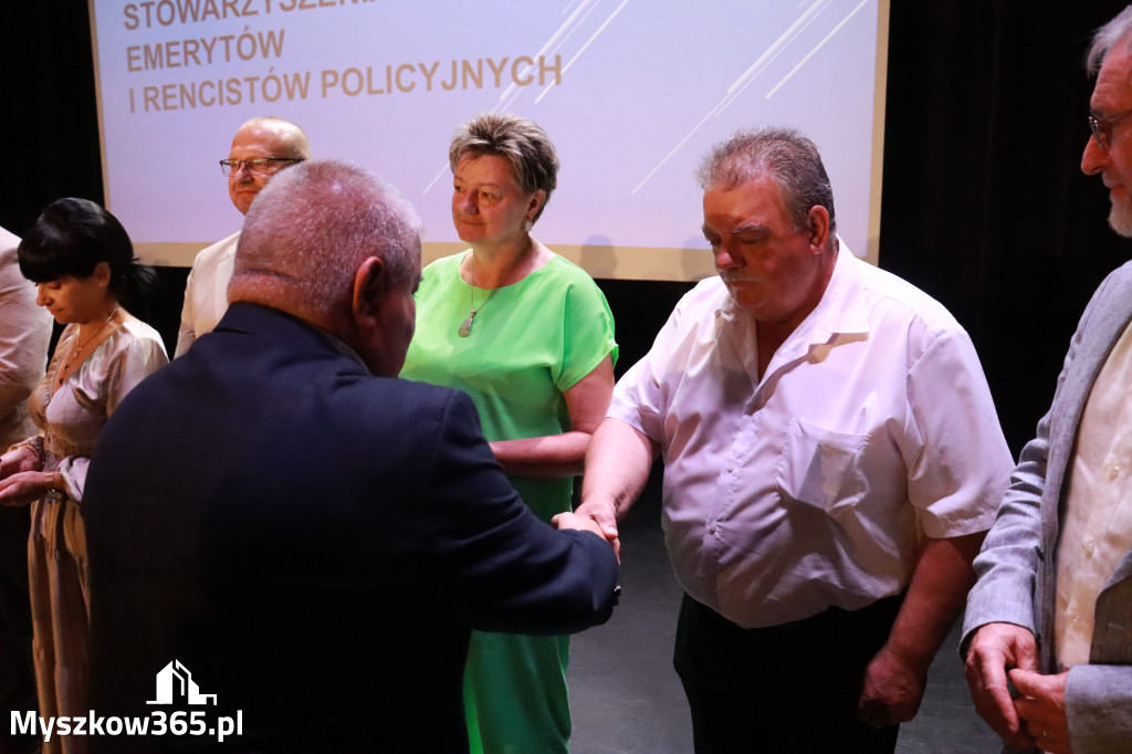 Fotorelacja II: 5 lat Stowarzyszenia Emerytów i Rencistów Policyjnych w Myszkowie