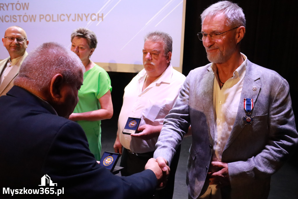 Fotorelacja II: 5 lat Stowarzyszenia Emerytów i Rencistów Policyjnych w Myszkowie