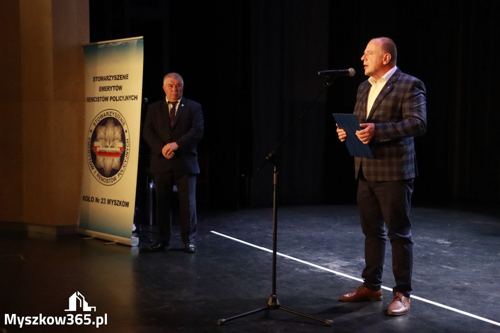 Fotorelacja II: 5 lat Stowarzyszenia Emerytów i Rencistów Policyjnych w Myszkowie