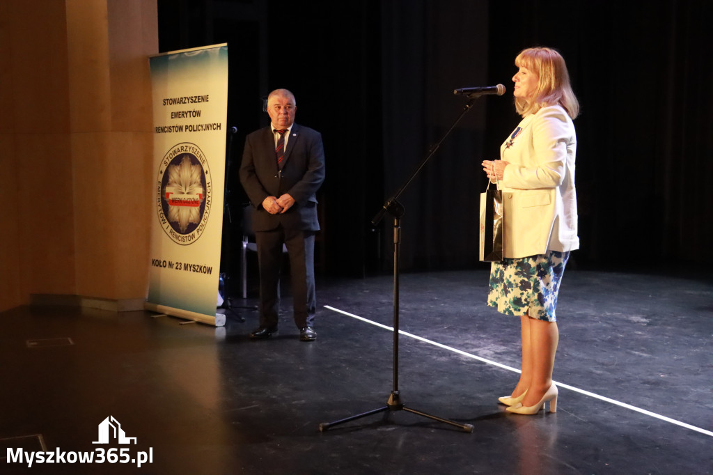 Fotorelacja II: 5 lat Stowarzyszenia Emerytów i Rencistów Policyjnych w Myszkowie