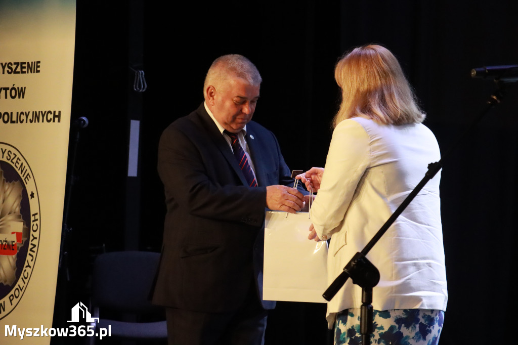 Fotorelacja II: 5 lat Stowarzyszenia Emerytów i Rencistów Policyjnych w Myszkowie