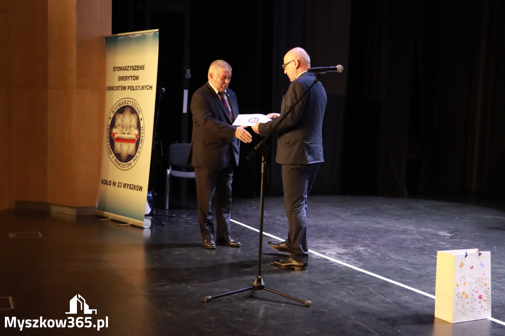 Fotorelacja II: 5 lat Stowarzyszenia Emerytów i Rencistów Policyjnych w Myszkowie