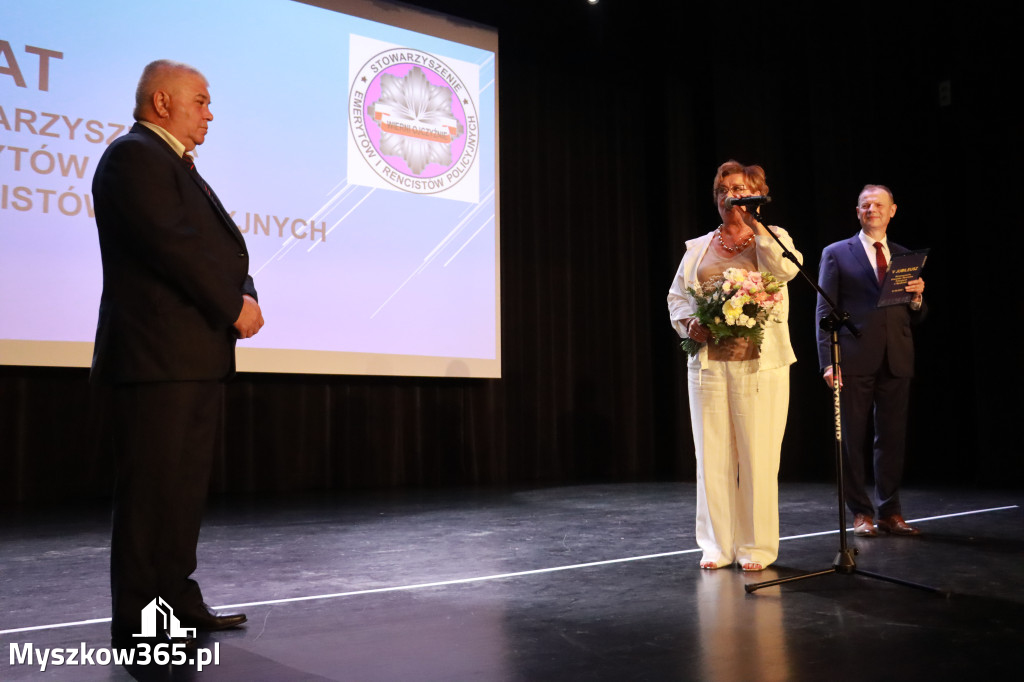 Fotorelacja II: 5 lat Stowarzyszenia Emerytów i Rencistów Policyjnych w Myszkowie