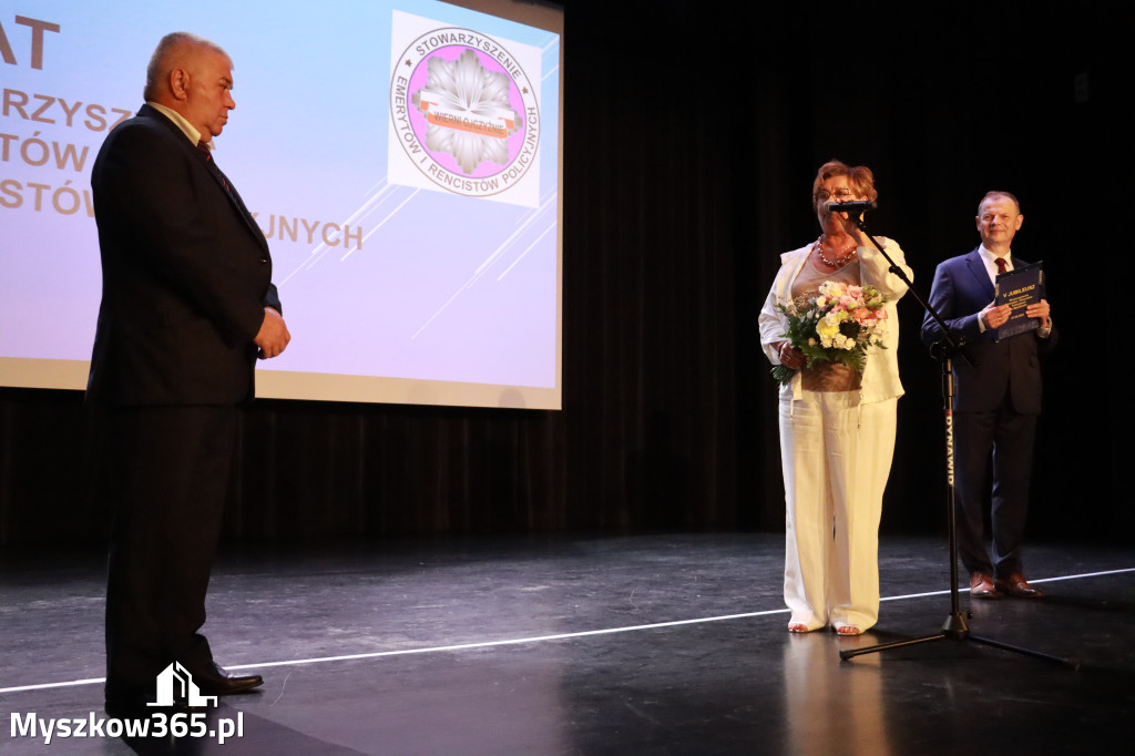 Fotorelacja II: 5 lat Stowarzyszenia Emerytów i Rencistów Policyjnych w Myszkowie