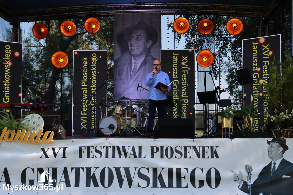 Fotorelacja I: XVI Ogólnopolski Festiwal Piosenek Janusza Gniatkowskiego w Poraju