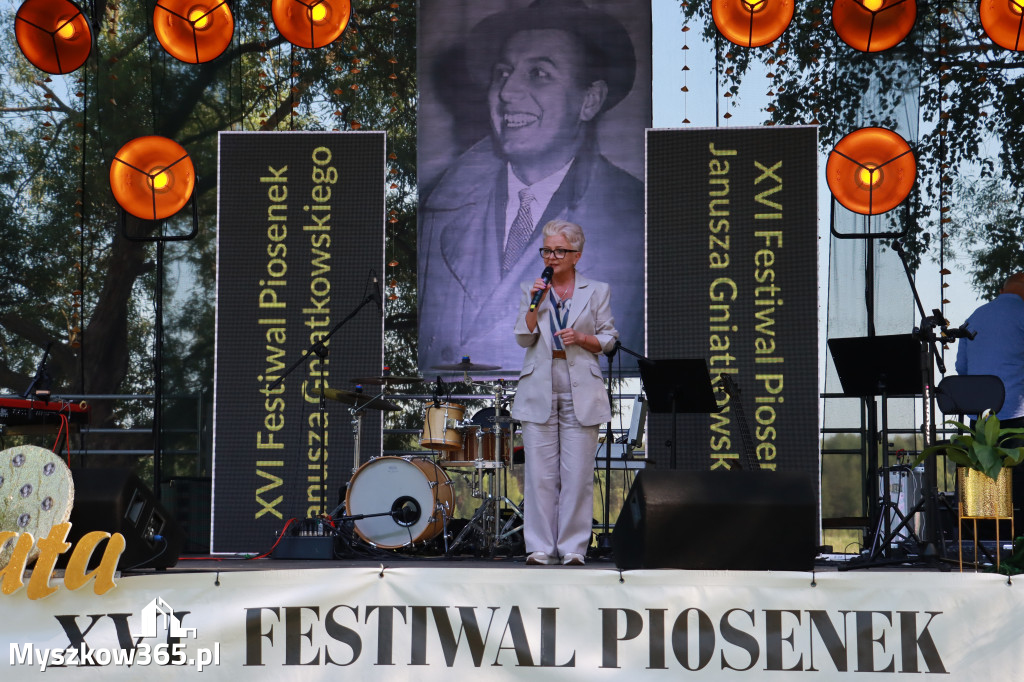 Fotorelacja I: XVI Ogólnopolski Festiwal Piosenek Janusza Gniatkowskiego w Poraju