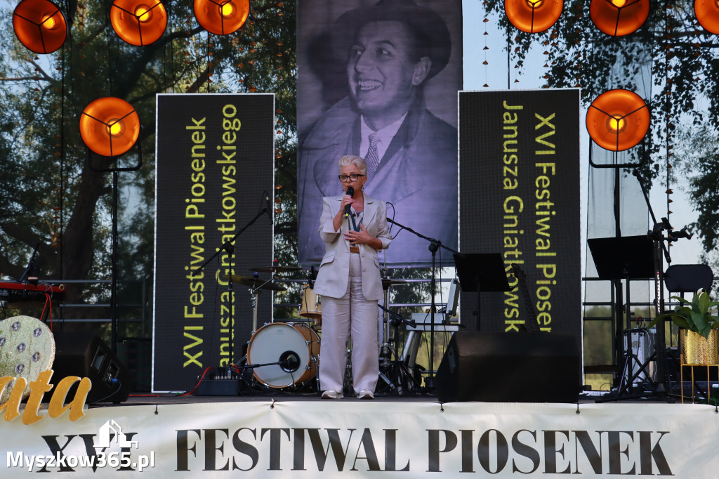 Fotorelacja I: XVI Ogólnopolski Festiwal Piosenek Janusza Gniatkowskiego w Poraju