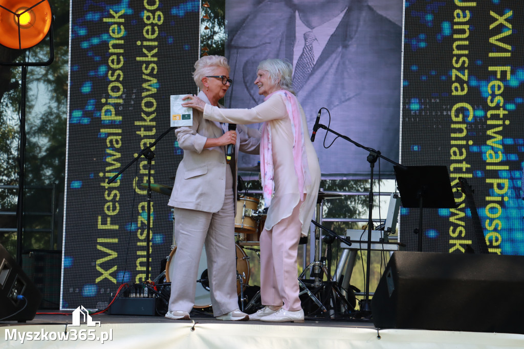 Fotorelacja I: XVI Ogólnopolski Festiwal Piosenek Janusza Gniatkowskiego w Poraju
