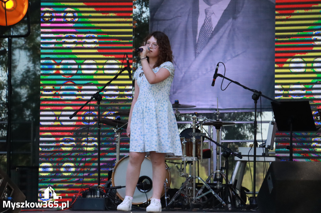 Fotorelacja I: XVI Ogólnopolski Festiwal Piosenek Janusza Gniatkowskiego w Poraju