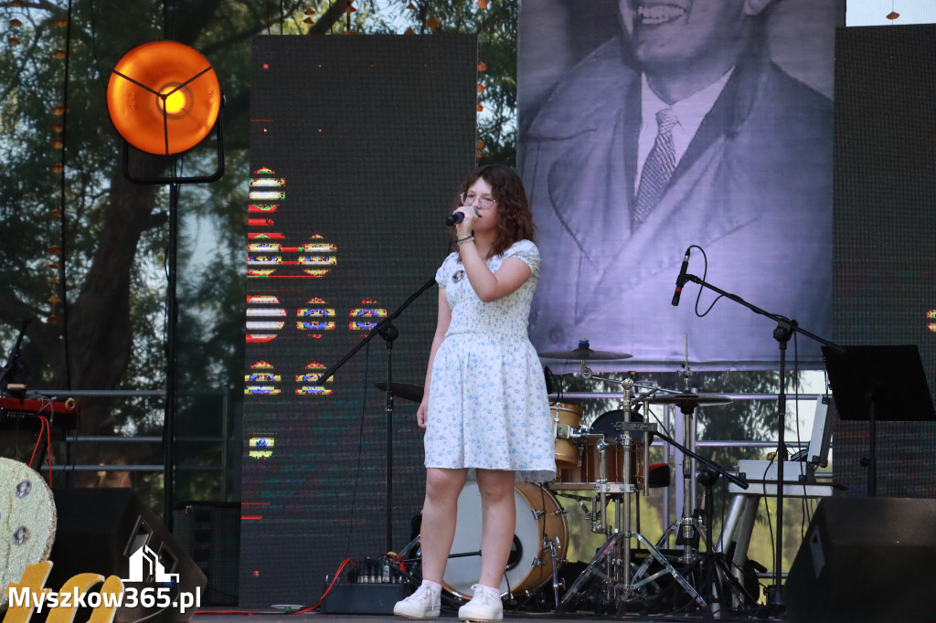 Fotorelacja I: XVI Ogólnopolski Festiwal Piosenek Janusza Gniatkowskiego w Poraju