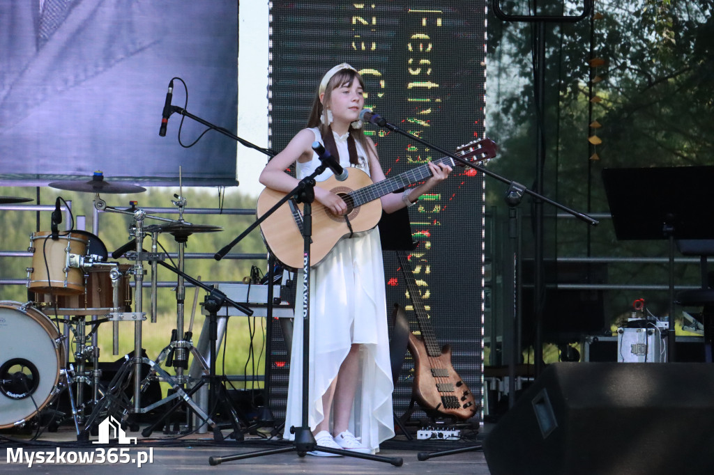 Fotorelacja I: XVI Ogólnopolski Festiwal Piosenek Janusza Gniatkowskiego w Poraju
