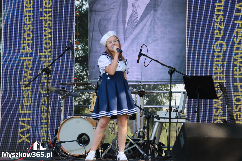 Fotorelacja I: XVI Ogólnopolski Festiwal Piosenek Janusza Gniatkowskiego w Poraju