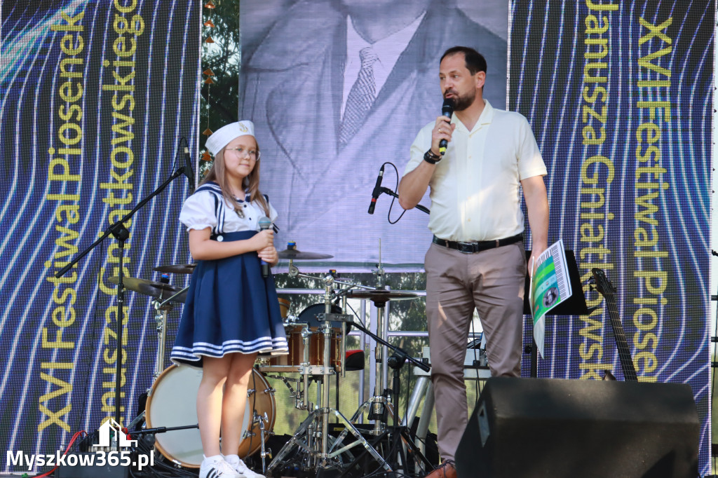 Fotorelacja I: XVI Ogólnopolski Festiwal Piosenek Janusza Gniatkowskiego w Poraju