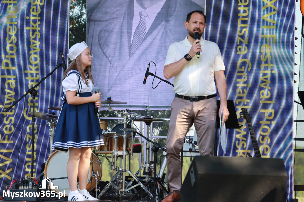 Fotorelacja I: XVI Ogólnopolski Festiwal Piosenek Janusza Gniatkowskiego w Poraju