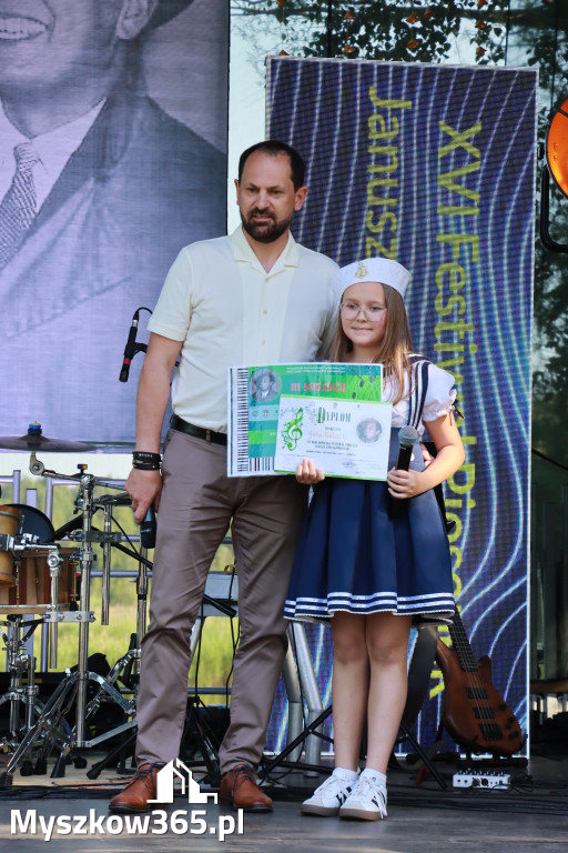 Fotorelacja I: XVI Ogólnopolski Festiwal Piosenek Janusza Gniatkowskiego w Poraju
