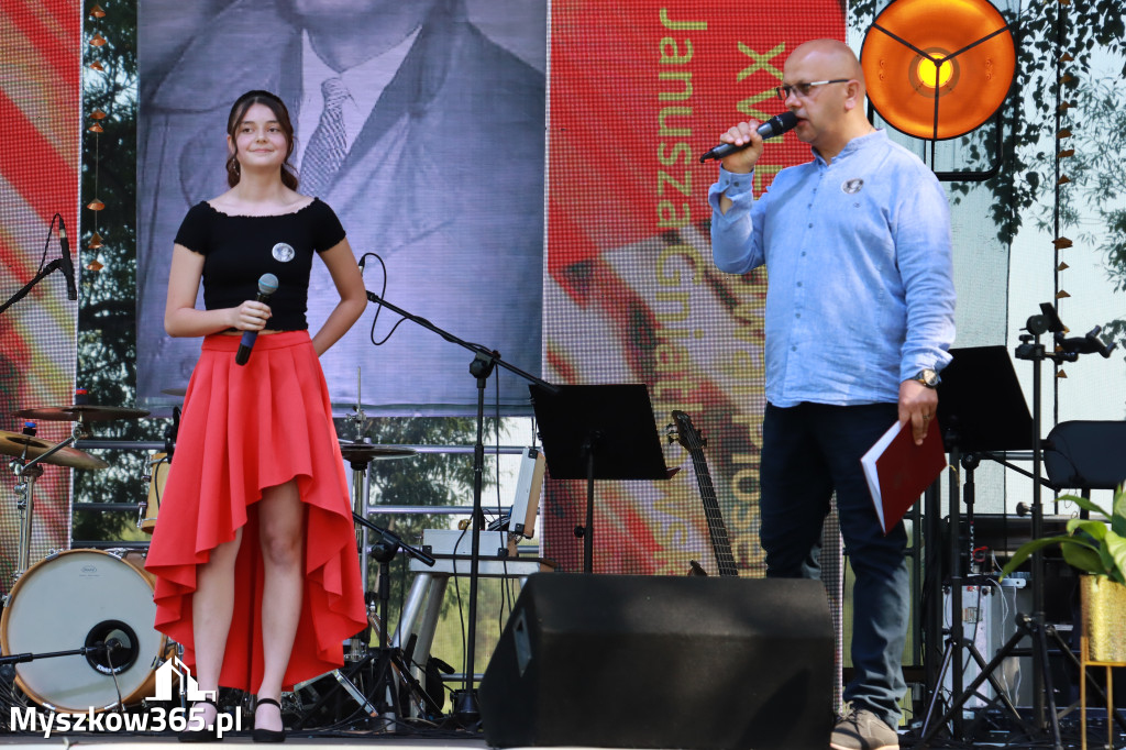Fotorelacja I: XVI Ogólnopolski Festiwal Piosenek Janusza Gniatkowskiego w Poraju
