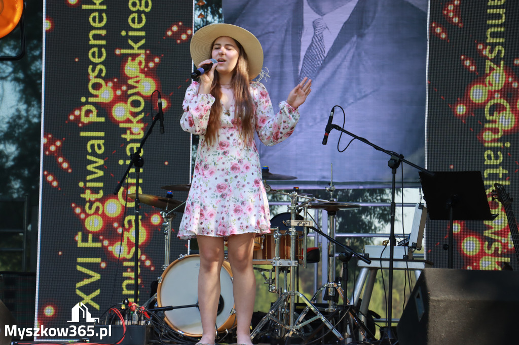 Fotorelacja I: XVI Ogólnopolski Festiwal Piosenek Janusza Gniatkowskiego w Poraju