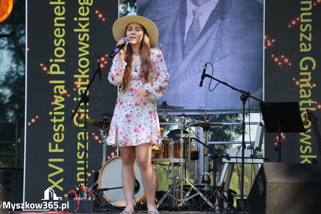 Fotorelacja I: XVI Ogólnopolski Festiwal Piosenek Janusza Gniatkowskiego w Poraju